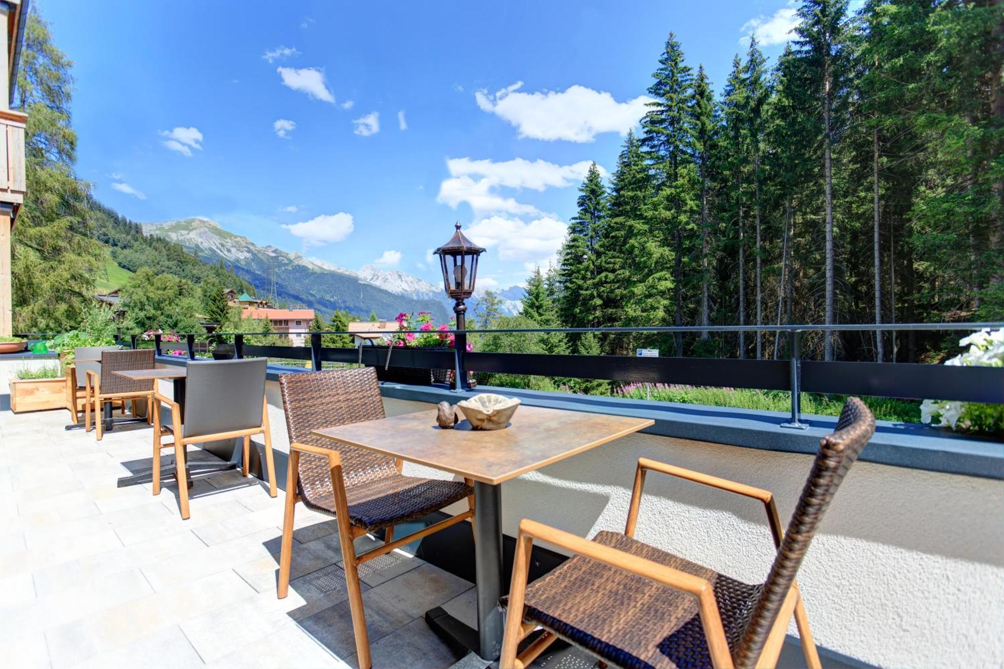 Koesslerhof Hotel Sankt Anton am Arlberg Bagian luar foto